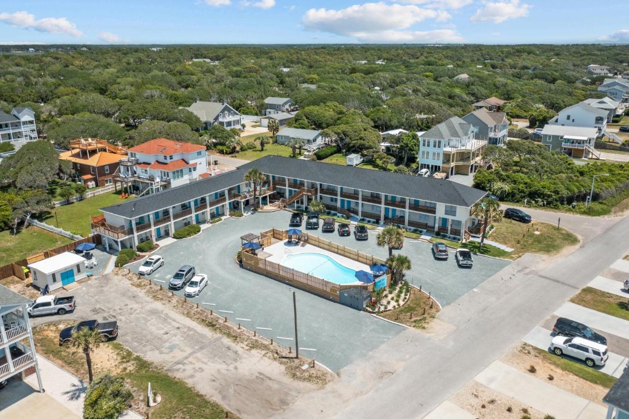 The Beach House At Oak Island By Carolina Resorts Exterior photo