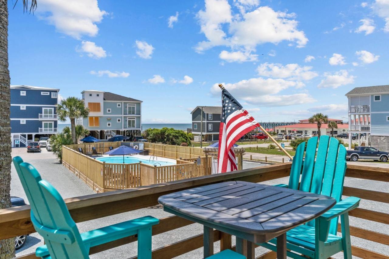 The Beach House At Oak Island By Carolina Resorts Exterior photo